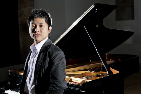 华裔钢琴家avan yu:音乐路很难图片